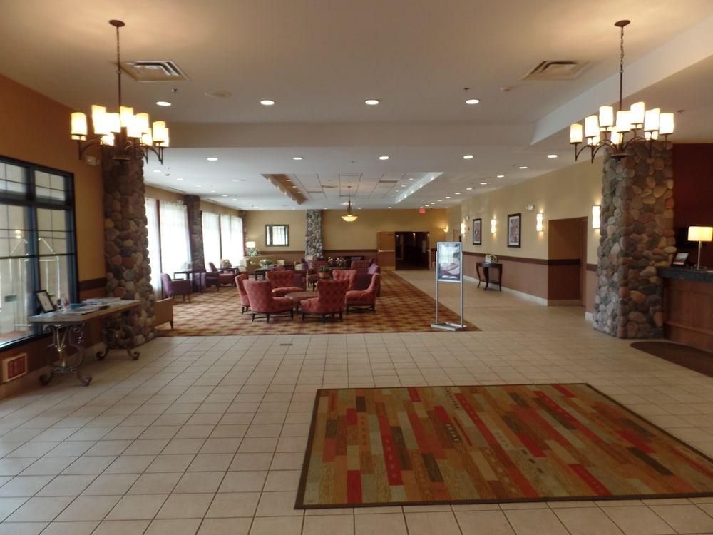 Holiday Inn Hotel & Suites Owatonna 外观 照片