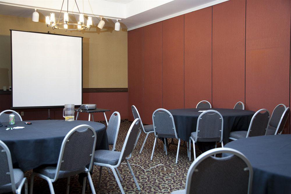 Holiday Inn Hotel & Suites Owatonna 设施 照片
