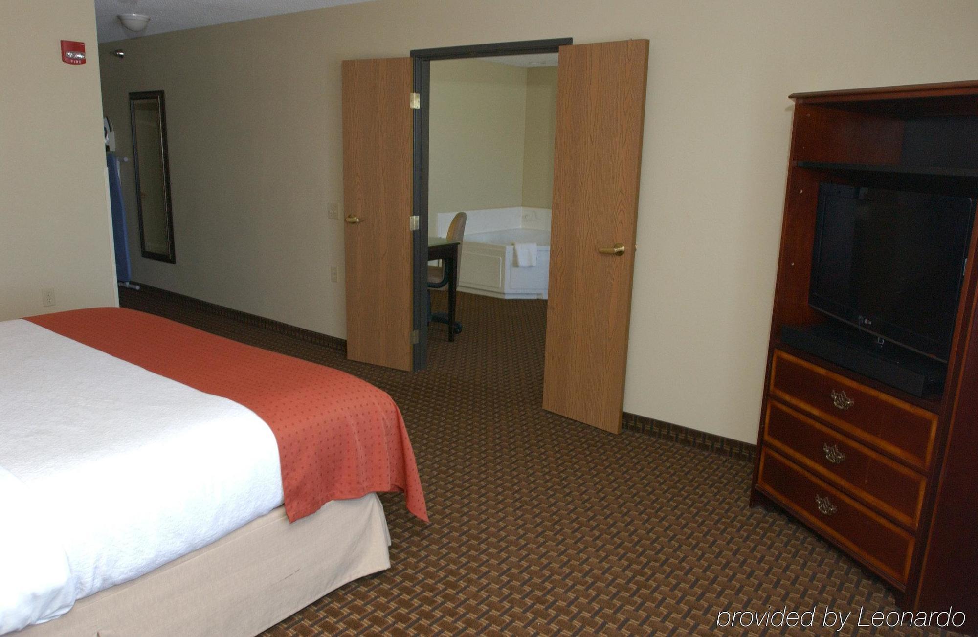 Holiday Inn Hotel & Suites Owatonna 外观 照片
