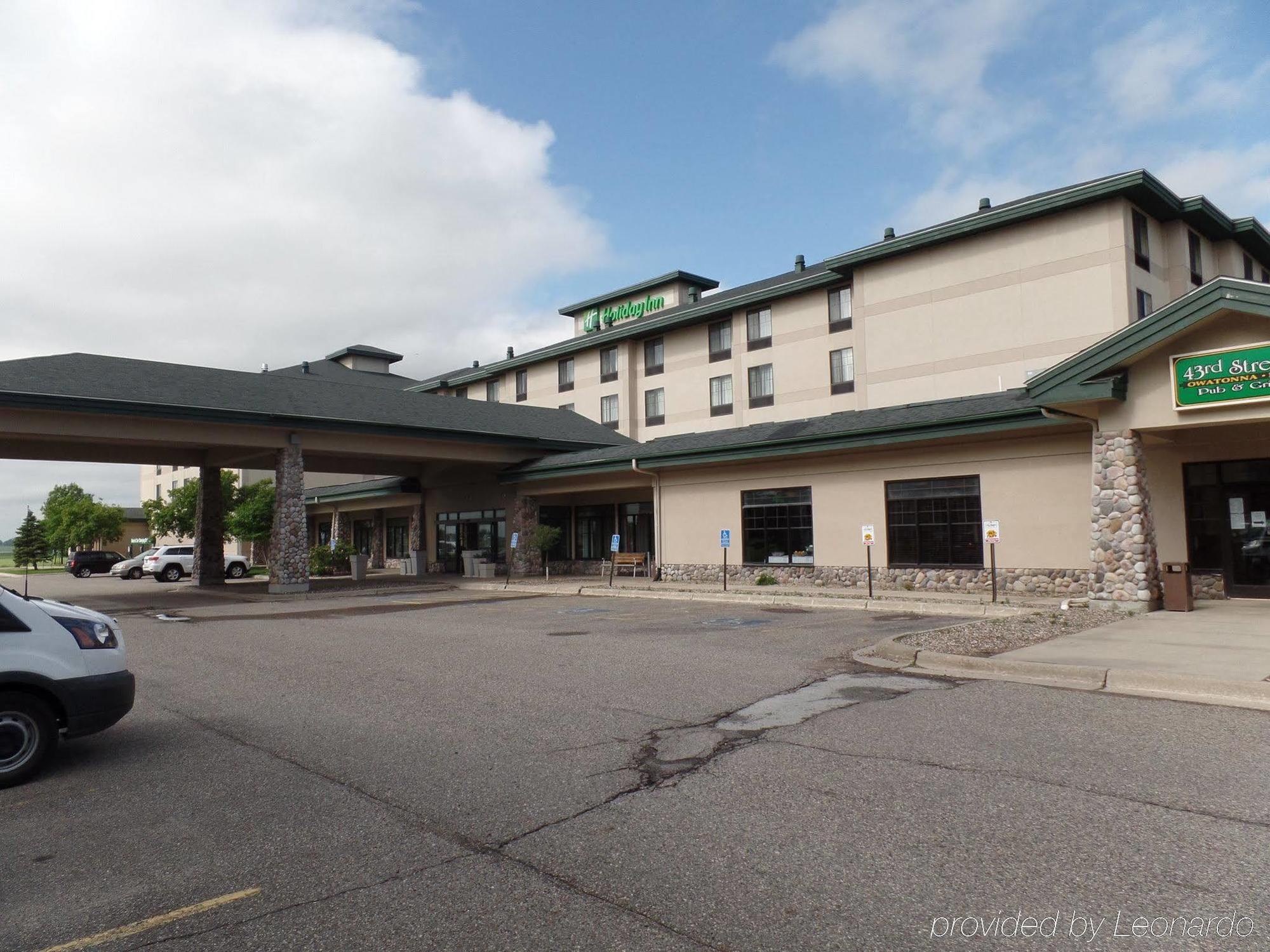 Holiday Inn Hotel & Suites Owatonna 外观 照片