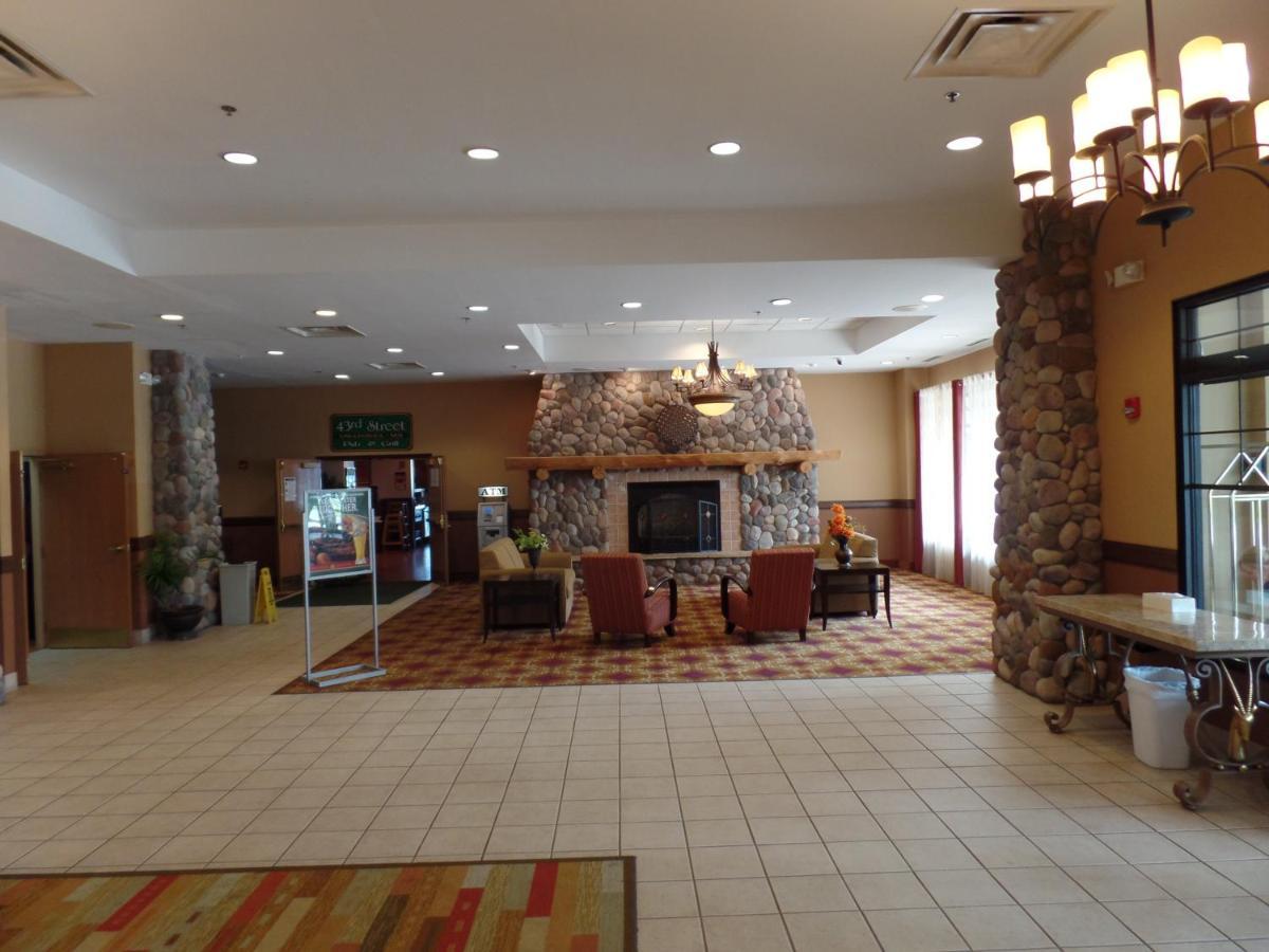 Holiday Inn Hotel & Suites Owatonna 外观 照片