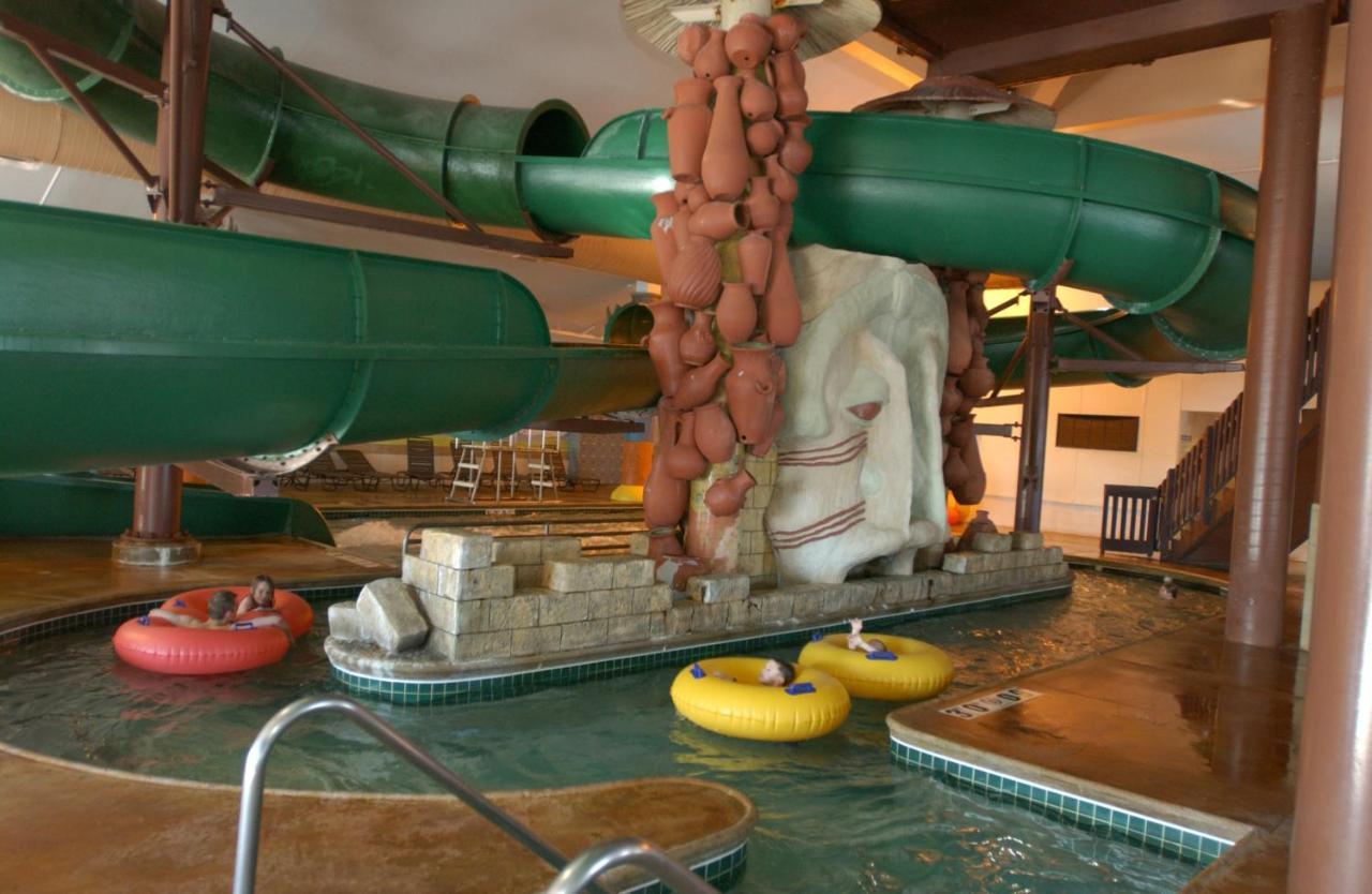 Holiday Inn Hotel & Suites Owatonna 外观 照片